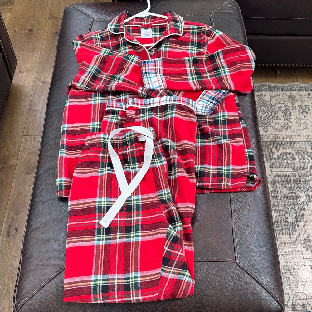 Lands' End Women’s  size medium Red Plaid Pajama Set